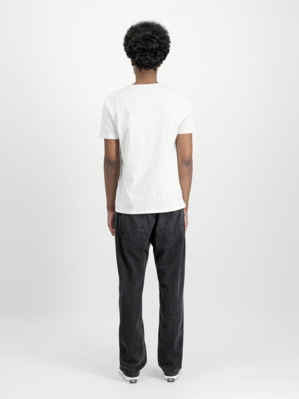 ALPHA INDUSTRIESCamiseta"Basic T-Shirt"color blanco roto