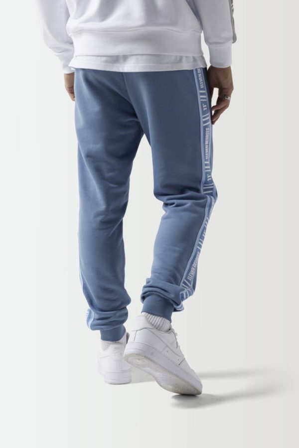 11 DEGREES Pantalon " RETRO TAPED SLIM FIT JOGGERS " color azul
