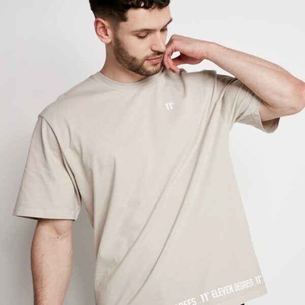 11 DEGREES Camiseta " Washed Hem Print " color beige