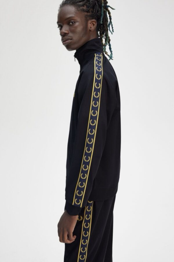 FRED PERRY Cjaqueta "CONTRAST TAPE TRACK JACKET"color marino