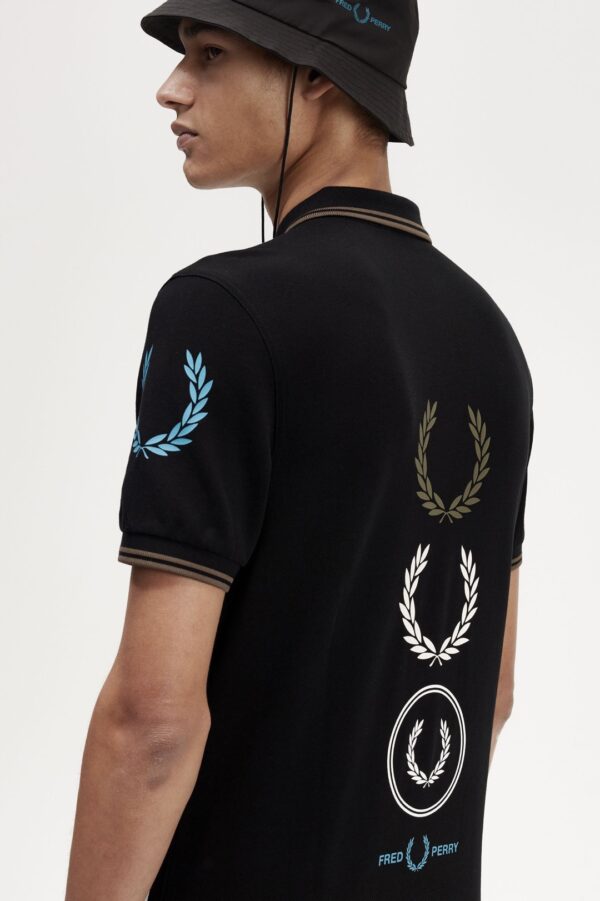 FRED PERRY Polo " Graphic Branding " color negro