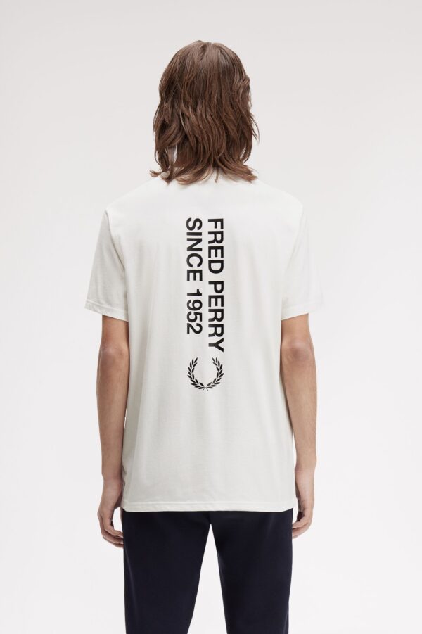 FRED PERRYCamiseta"BOLD BRANDING T-SHIRT"color crudo