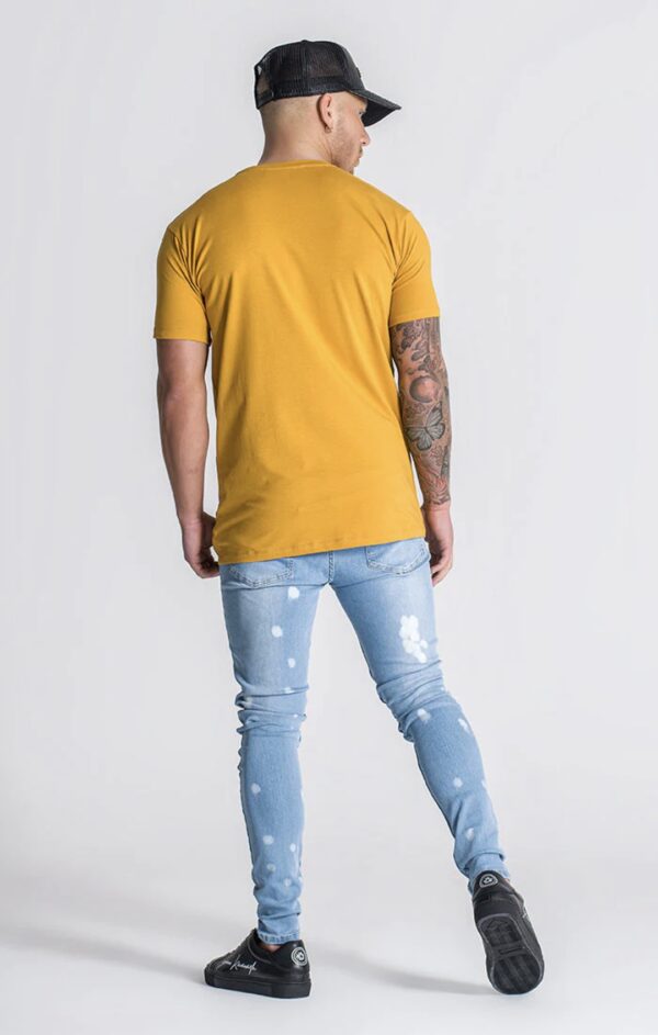 GIANNI KAVANAGH Camiseta " Theater " color amarillo