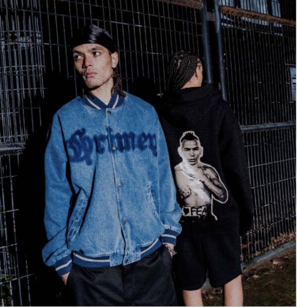 GRIMEY Chaqueta " CAUSING PANIC DENIM BASEBALL JACKET " color azul