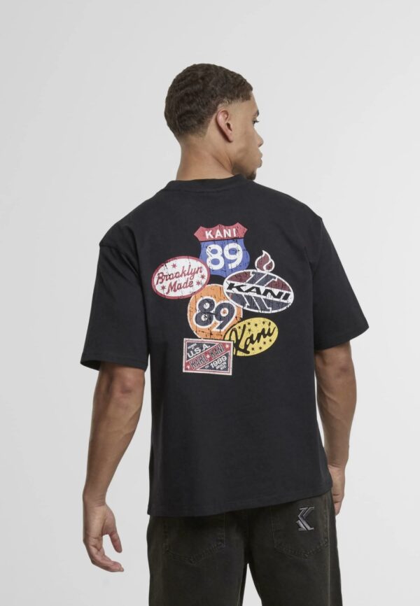 KARL KANICamiseta"Retro Patch Print T-Shirt"color negro