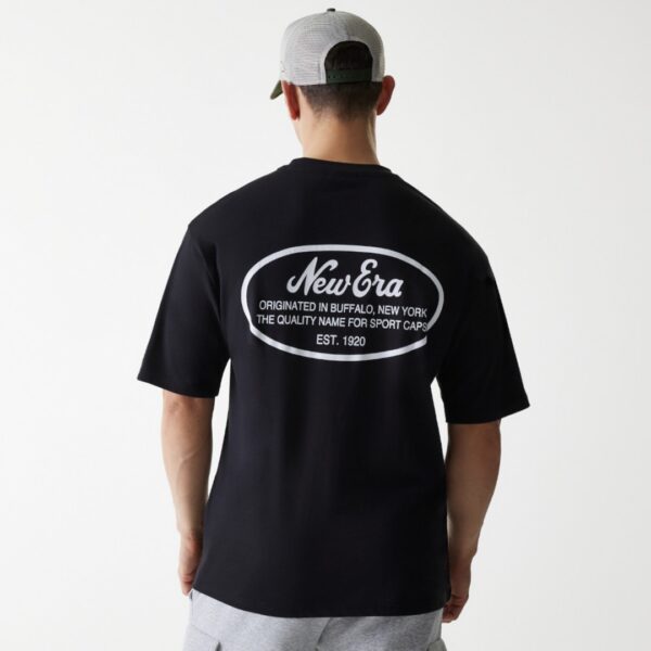 NEW ERACamiseta"NE TRUCKER PTCH OS TEE NEWERA BLK"color negro