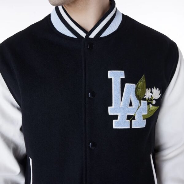NEW ERAChaqueta"MLB FLORAL VARSITY JCKT LOSDOD BLK"color negro