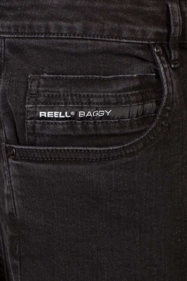REELL Bermudas " BELMONT Short 2995 BLACK WASH " color negro lavado