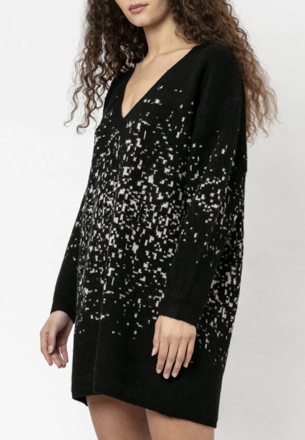 RELIGION  Vestido de Lana " Leo " color negro-blanco