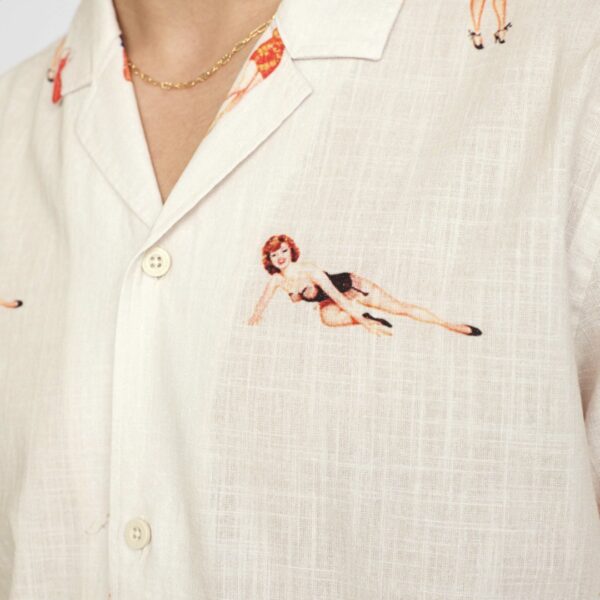 REVOLUTION Camisa estampada