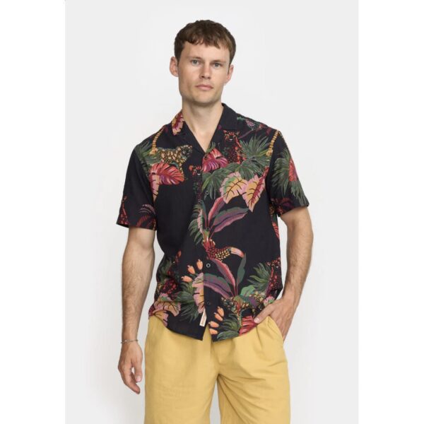 REVOLUTION Camisa "Short-sleeved Cuban Shirt" estampado negro