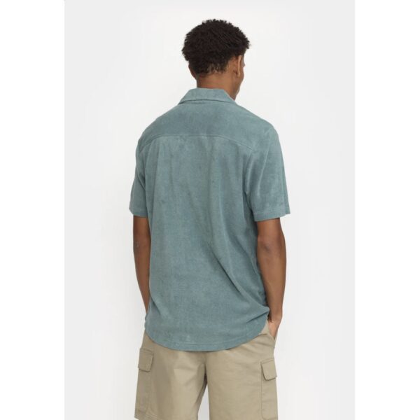 REVOLUTION Camisa "Terry Short-sleeved Cuban Shirt" color azul