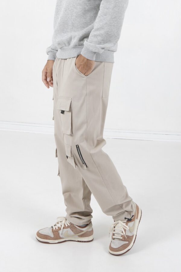 SIXTH JUNE Pantalon " Multipockets Twill Cargo " color beige