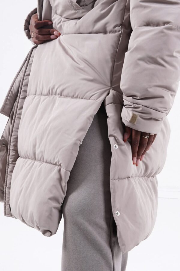 SIXTH JUNE Chaqueta " Long Puffer w-chest Pockets " color beige